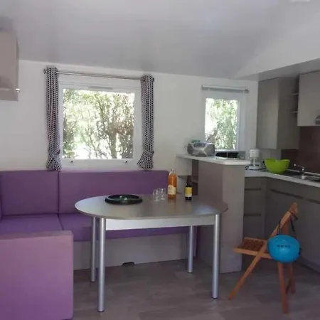3 Etoiles - Piscine - Cbgcaib